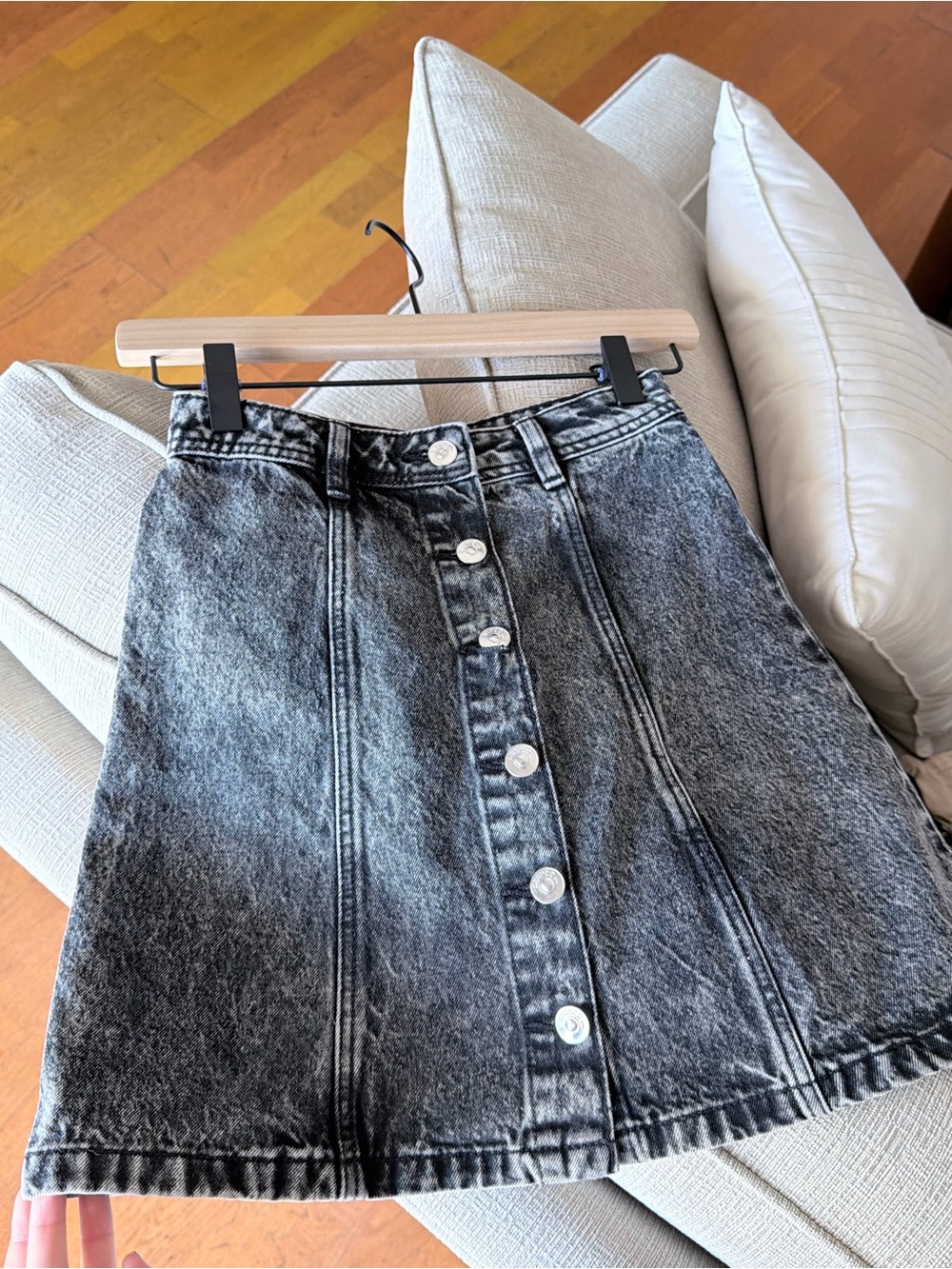 H&M Divided Washed Black Denim Mini Skirt size 0 US